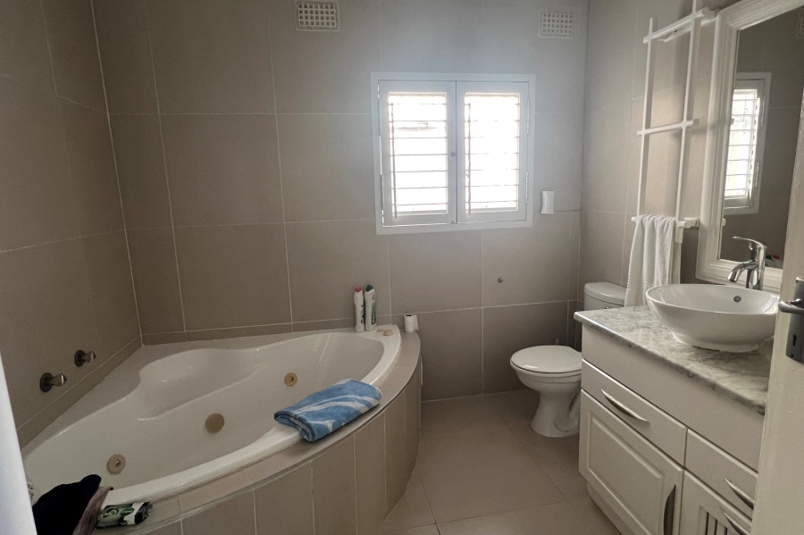 4 Bedroom Property for Sale in Bonnie Doone Eastern Cape